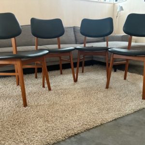 Skai Eetkamer Stoelen 1960’s Möbel DDR